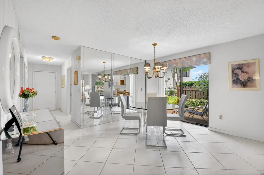 10 Southport Lane Boynton Beach FL 33436