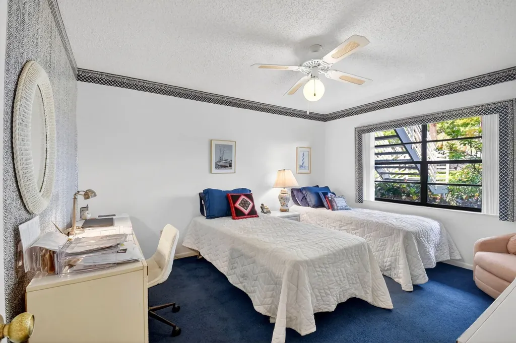 10 Southport Lane Boynton Beach FL 33436