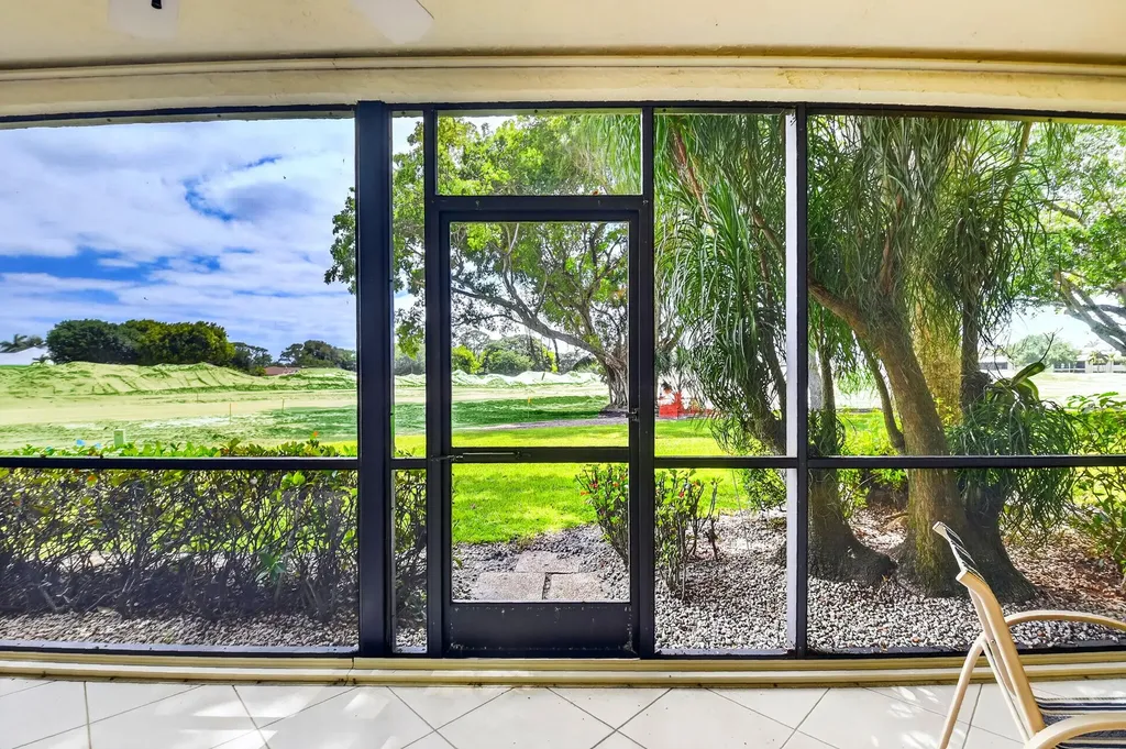 10 Southport Lane Boynton Beach FL 33436