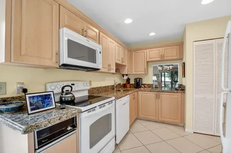 10 Southport Lane Boynton Beach FL 33436