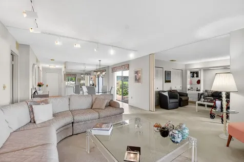 10 Southport Lane Boynton Beach FL 33436