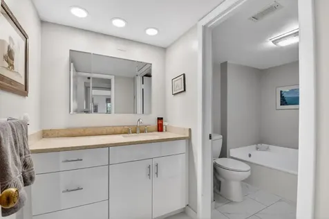 10 Southport Lane Boynton Beach FL 33436