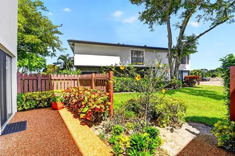 10 Southport Lane Boynton Beach FL 33436