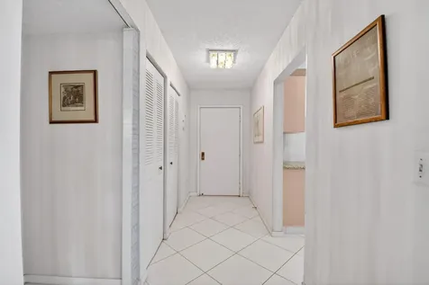 10 Southport Lane Boynton Beach FL 33436