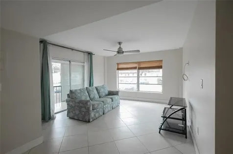 4152 Inverrary Drive Lauderhill FL 33319