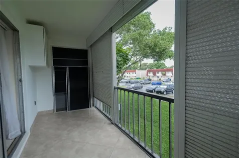4152 Inverrary Drive Lauderhill FL 33319