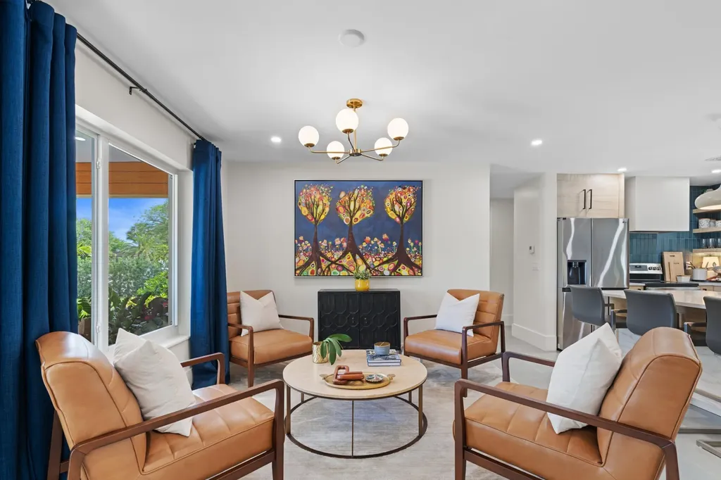450 NE 5th Circle Boca Raton FL 33431