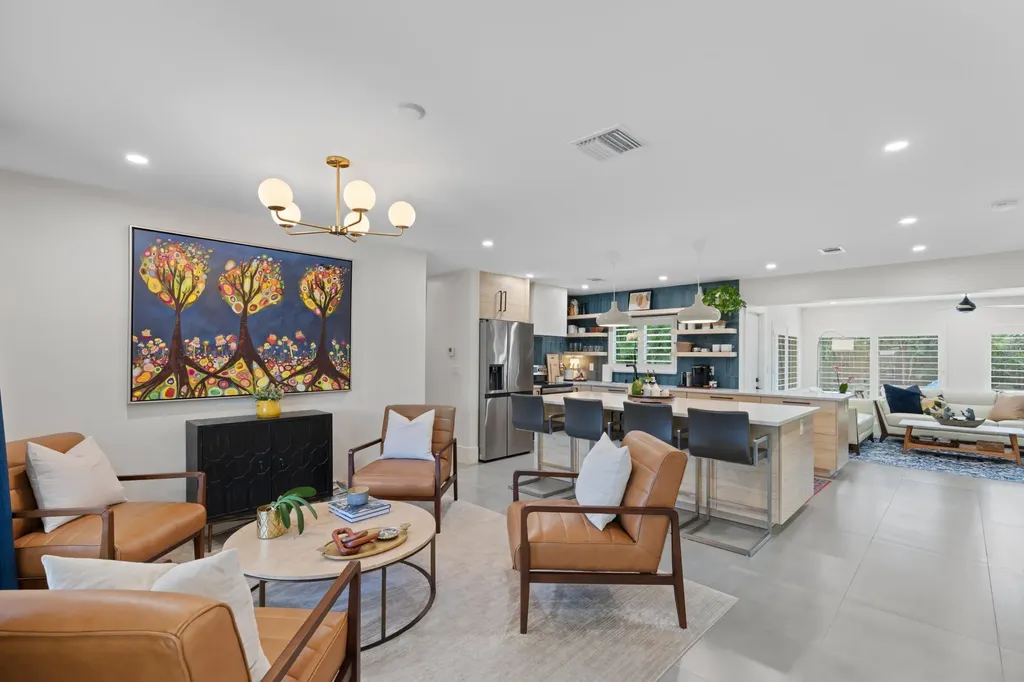 450 NE 5th Circle Boca Raton FL 33431