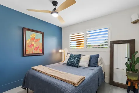 450 NE 5th Circle Boca Raton FL 33431