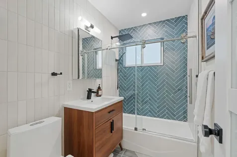 450 NE 5th Circle Boca Raton FL 33431