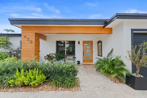 450 NE 5th Circle Boca Raton FL 33431