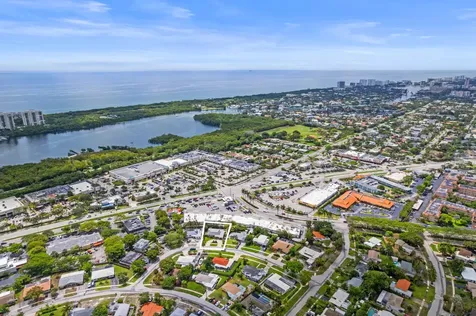 450 NE 5th Circle Boca Raton FL 33431