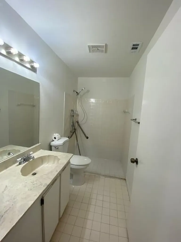41 Buxton Lane Boynton Beach FL 33426