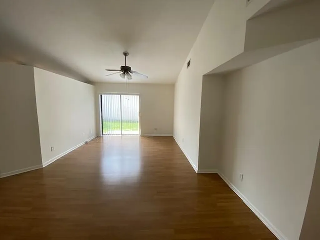 41 Buxton Lane Boynton Beach FL 33426