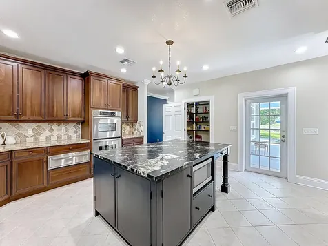 2135 55th Avenue SW Vero Beach FL 32968