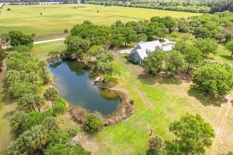 2135 55th Avenue SW Vero Beach FL 32968