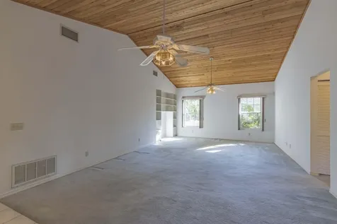 1027 Mangrove Lane Vero Beach FL 32963