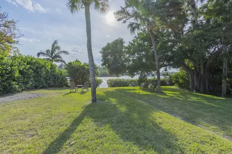 1027 Mangrove Lane Vero Beach FL 32963