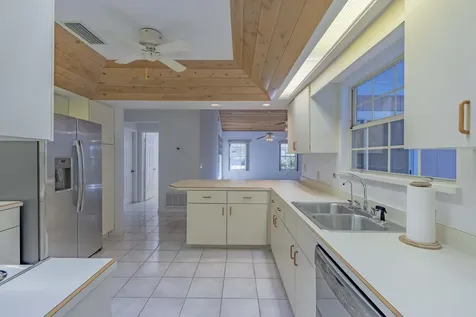 1027 Mangrove Lane Vero Beach FL 32963