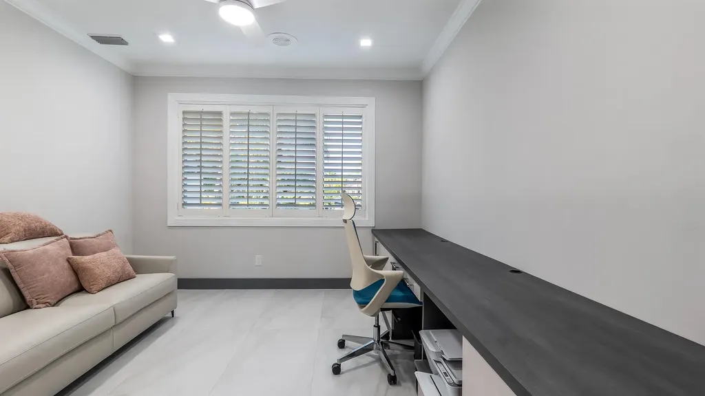 17683 Sealakes Drive Boca Raton FL 33498