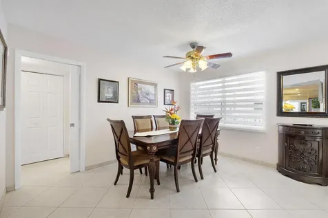 4270 NW 40th Street Lauderdale Lakes FL 33319