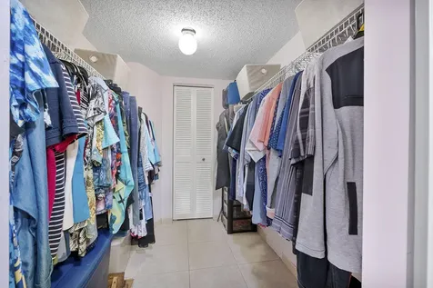 4270 NW 40th Street Lauderdale Lakes FL 33319