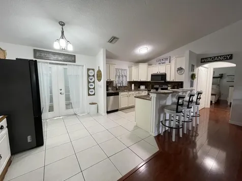 3897 NW 22nd Avenue Okeechobee FL 34972