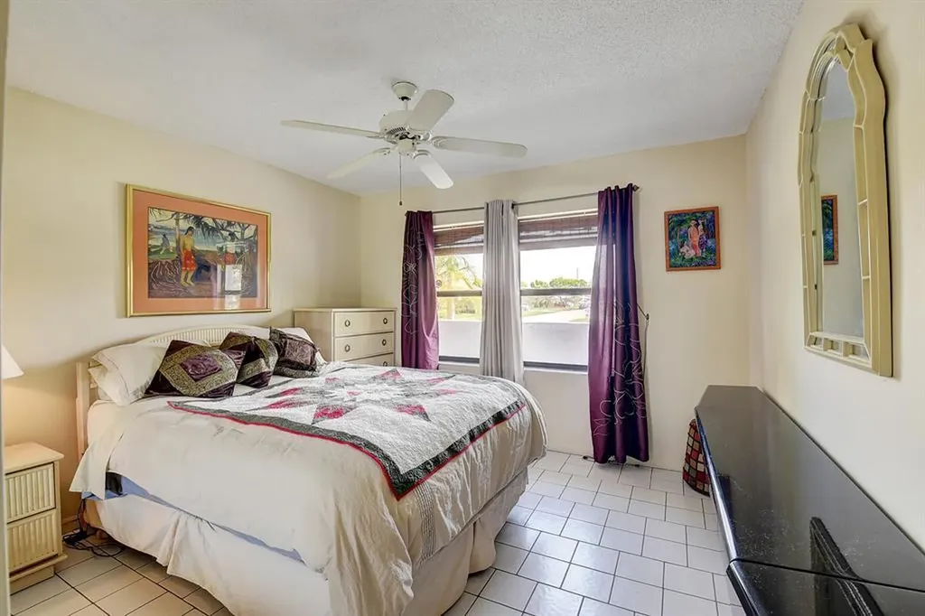 9565 El Clair Ranch Road Boynton Beach FL 33437