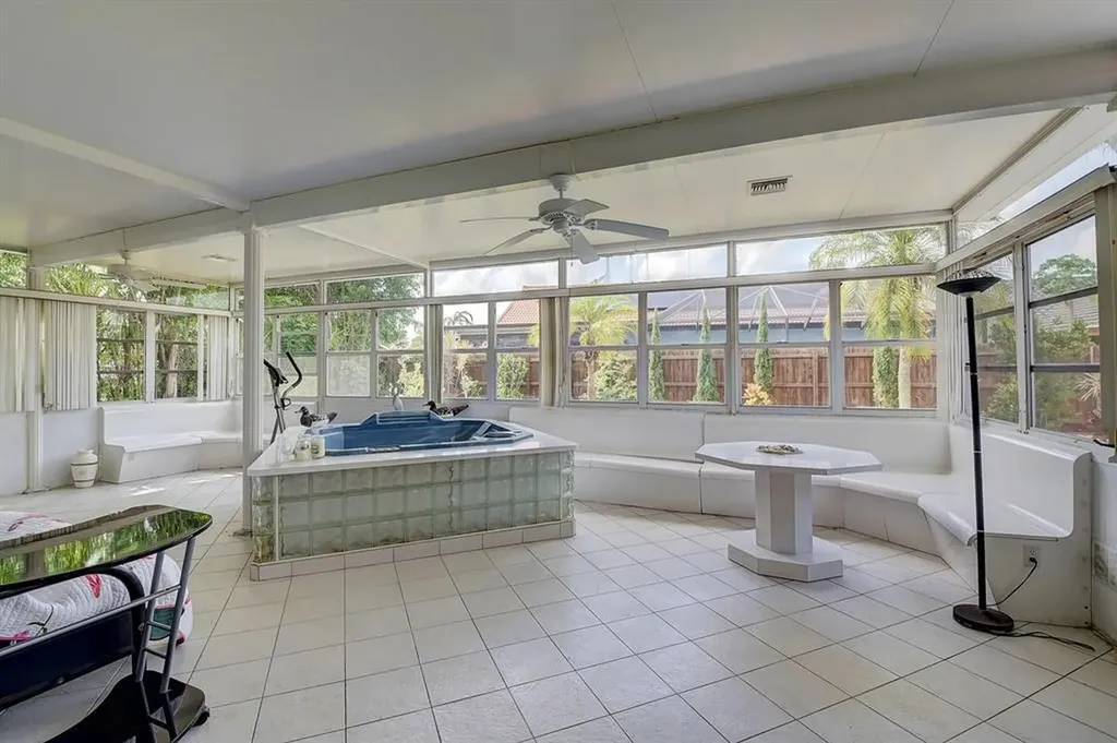 9565 El Clair Ranch Road Boynton Beach FL 33437