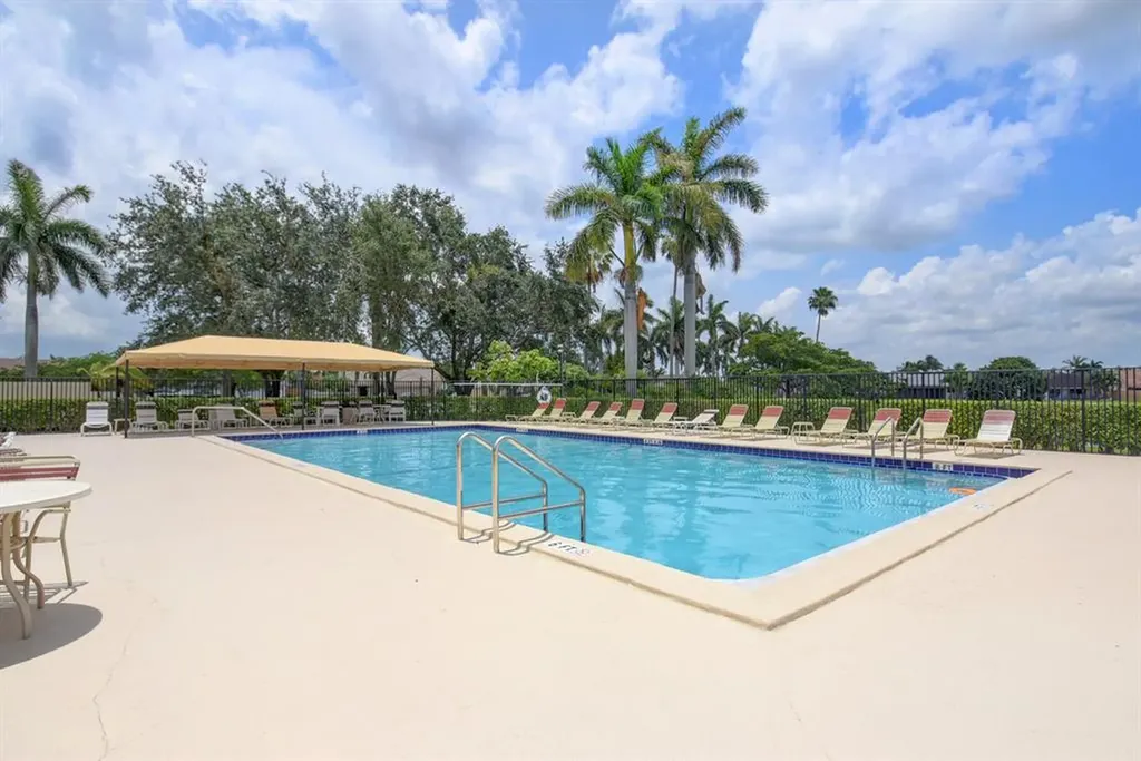 9565 El Clair Ranch Road Boynton Beach FL 33437