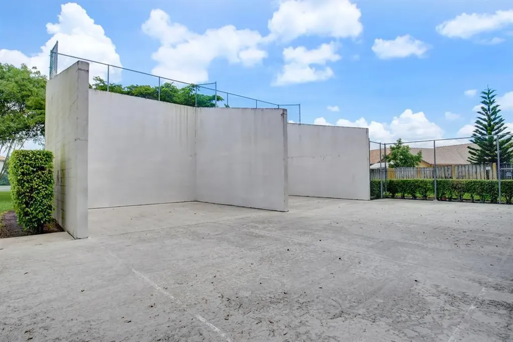 9565 El Clair Ranch Road Boynton Beach FL 33437