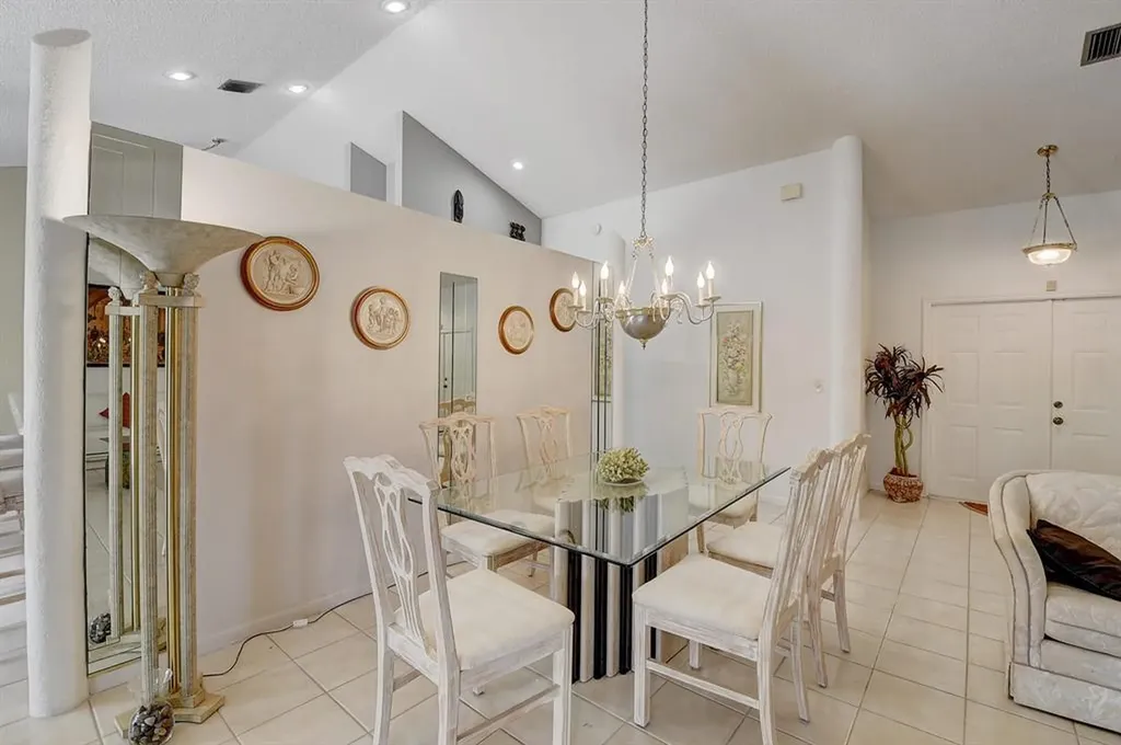 9565 El Clair Ranch Road Boynton Beach FL 33437