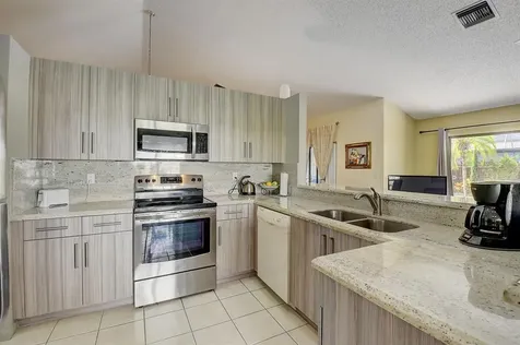 9565 El Clair Ranch Road Boynton Beach FL 33437
