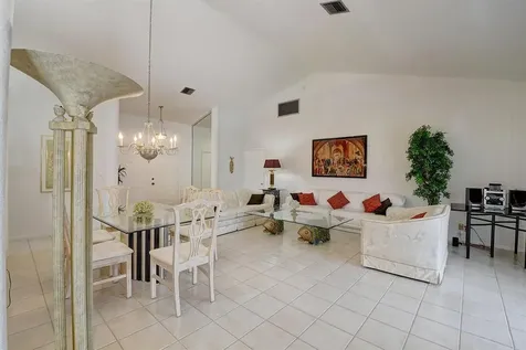 9565 El Clair Ranch Road Boynton Beach FL 33437