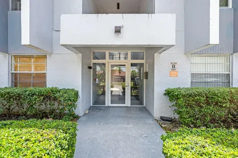 9227 SW 87th Avenue Miami FL 33176