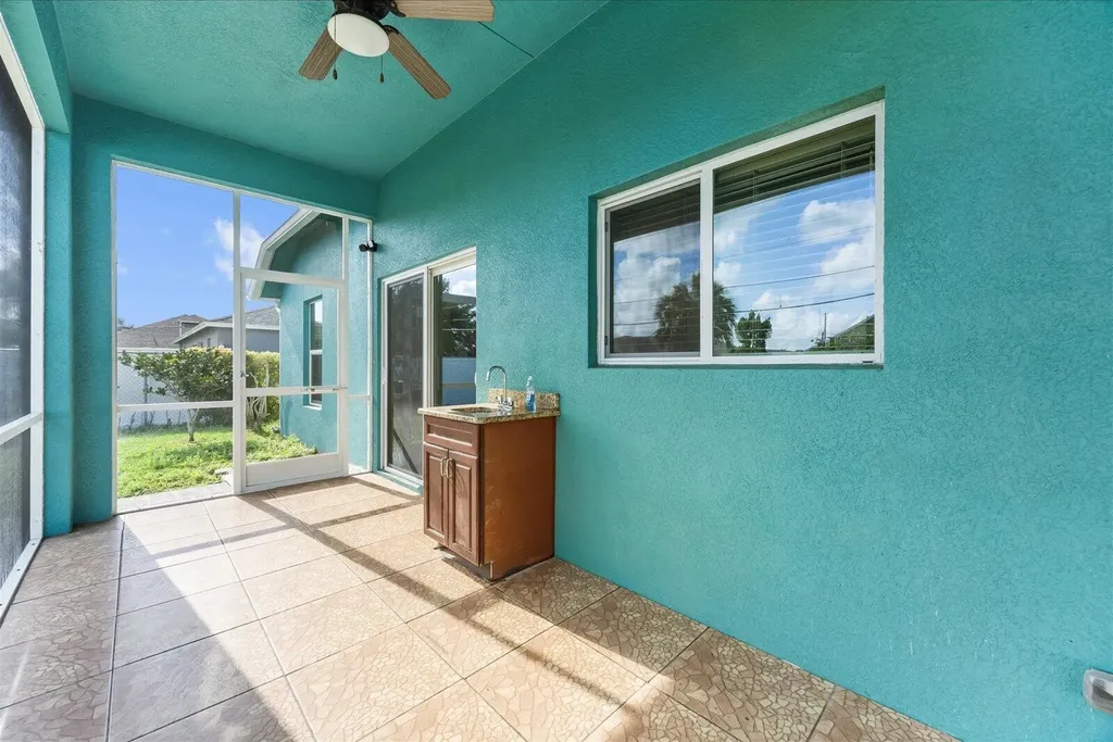 961 SW Consolata Avenue Port St Lucie FL 34953