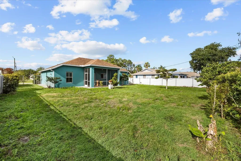 961 SW Consolata Avenue Port St Lucie FL 34953