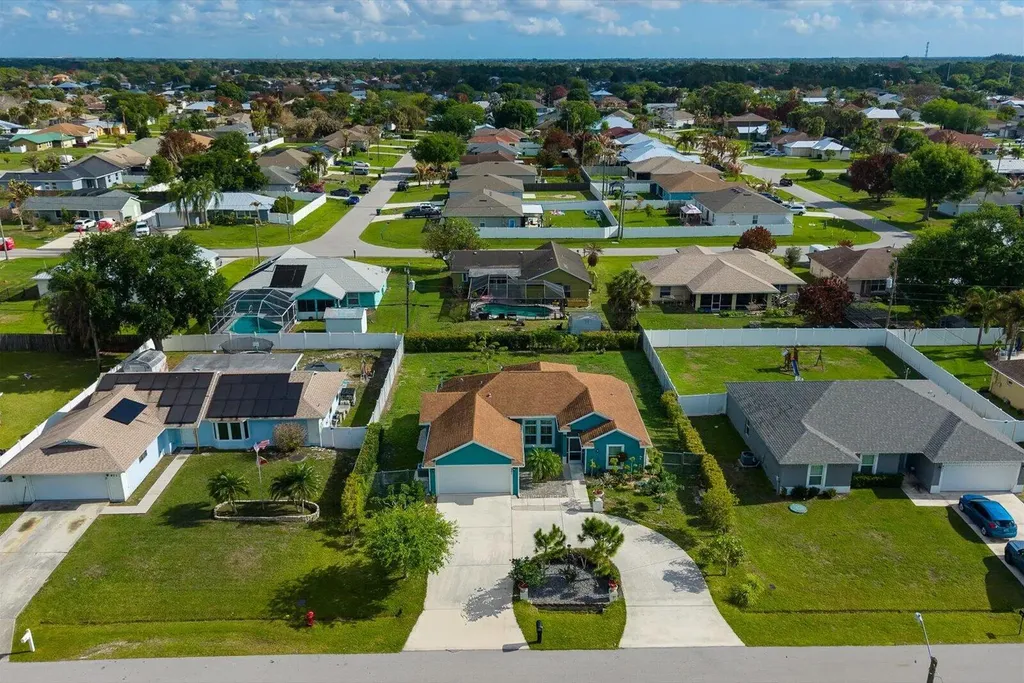961 SW Consolata Avenue Port St Lucie FL 34953