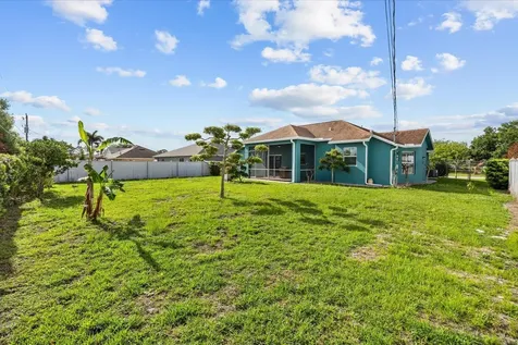 961 SW Consolata Avenue Port St Lucie FL 34953
