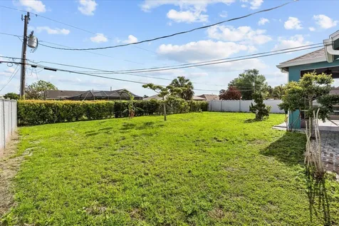961 SW Consolata Avenue Port St Lucie FL 34953