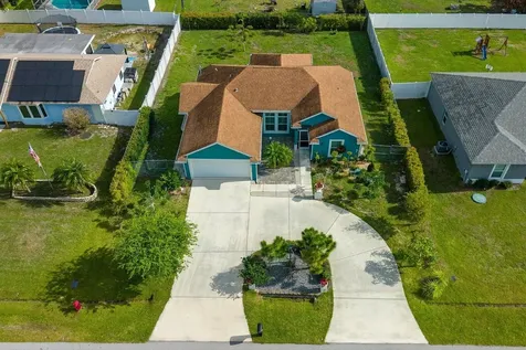 961 SW Consolata Avenue Port St Lucie FL 34953