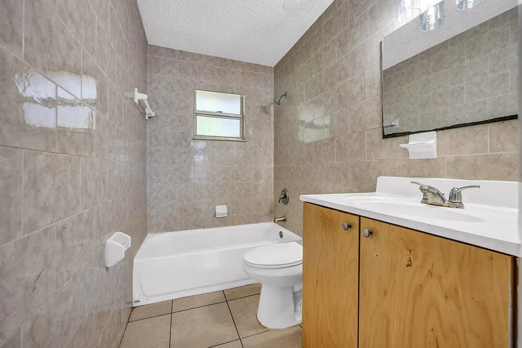 336 NE 12th Avenue Boynton Beach FL 33435