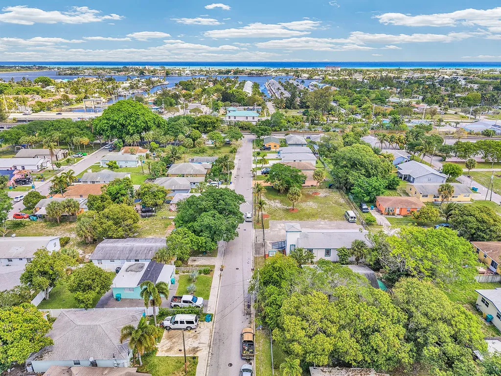 336 NE 12th Avenue Boynton Beach FL 33435