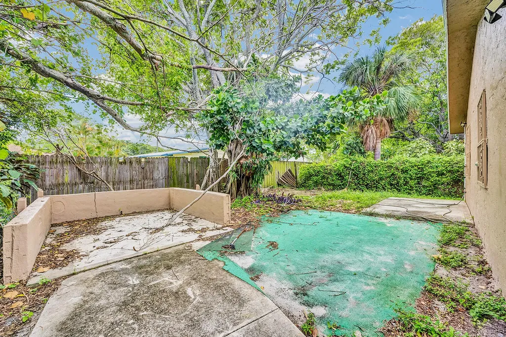 336 NE 12th Avenue Boynton Beach FL 33435