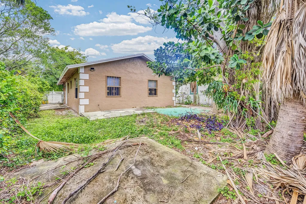 336 NE 12th Avenue Boynton Beach FL 33435