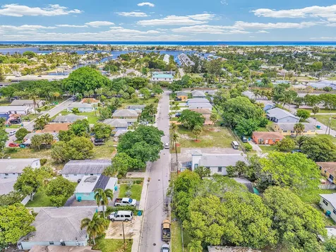 336 NE 12th Avenue Boynton Beach FL 33435