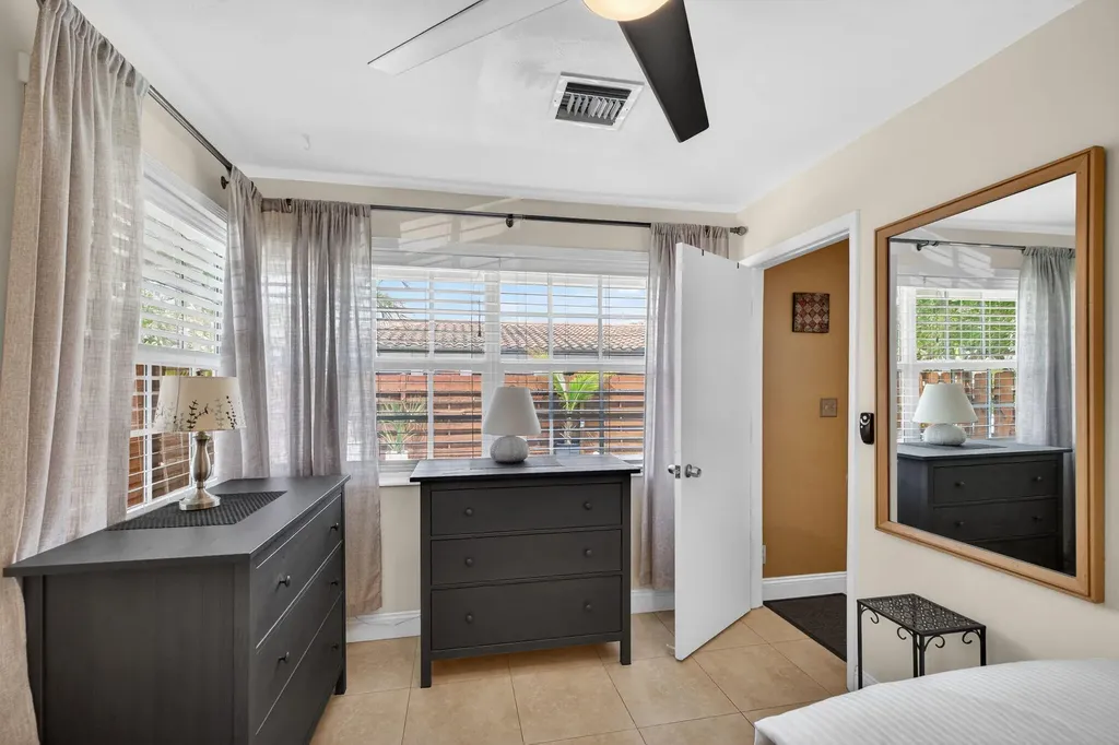 4532 Poinciana Street Lauderdale By The Sea FL 33308