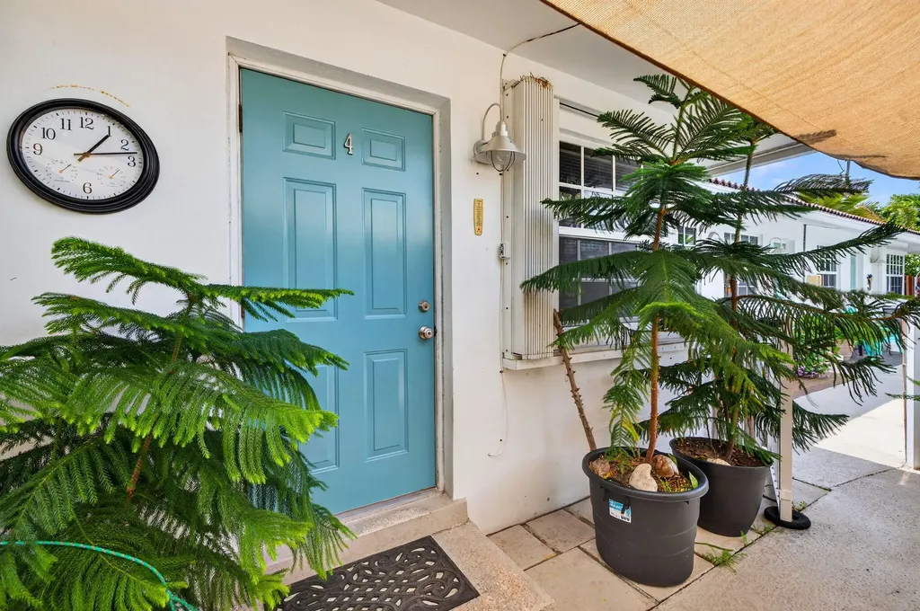4532 Poinciana Street Lauderdale By The Sea FL 33308