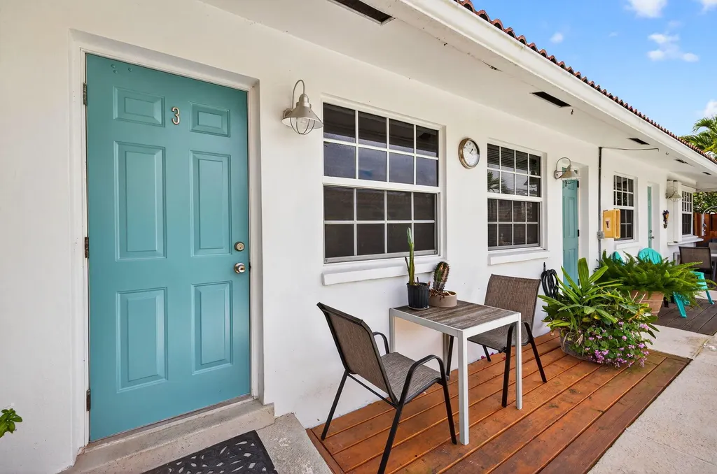 4532 Poinciana Street Lauderdale By The Sea FL 33308