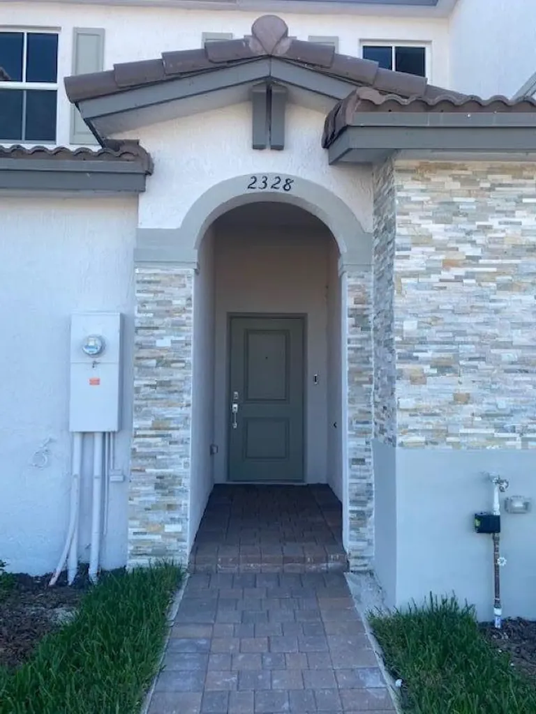 2354 NW 125th Street Miami FL 33167